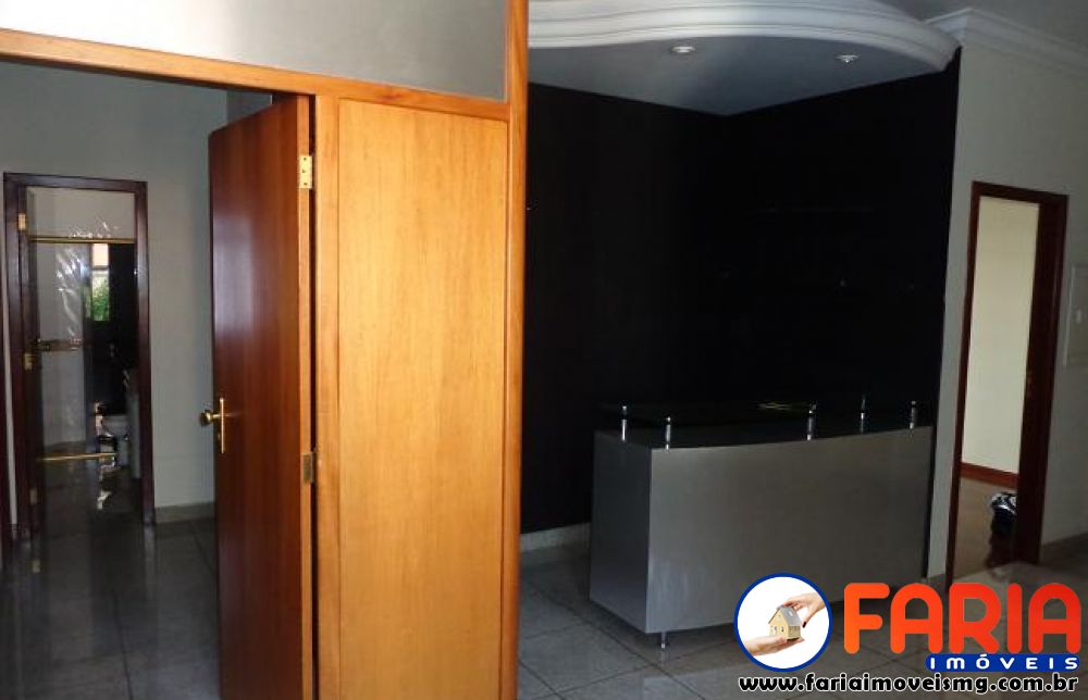 104 - Apartamento à venda no bairro CENTRO - Faria Imóveis 4