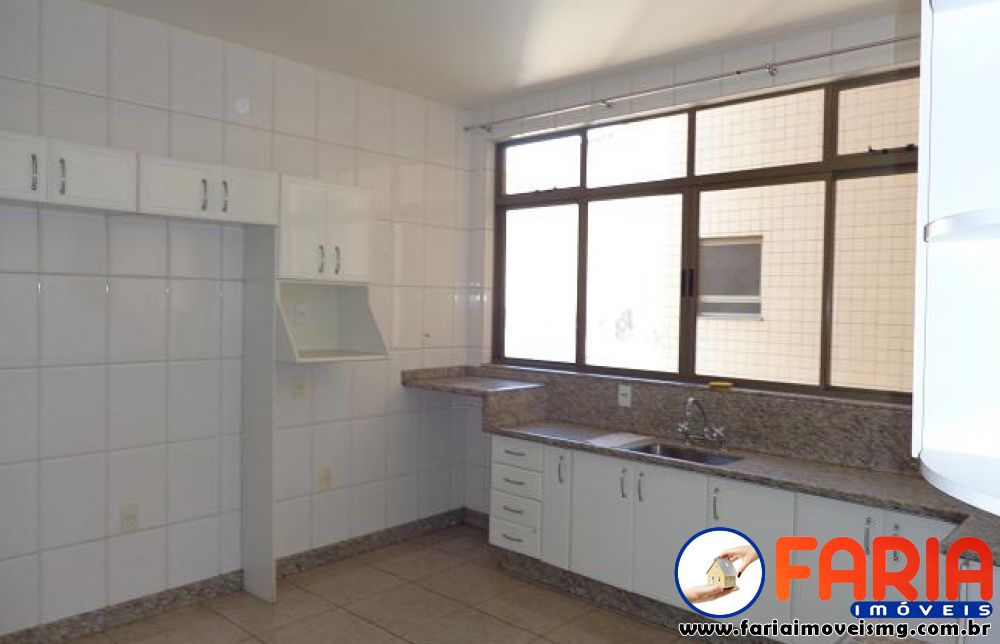 104 - Apartamento à venda no bairro CENTRO - Faria Imóveis 5