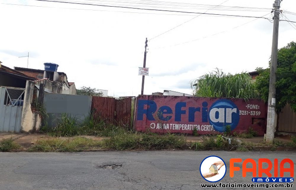 Lote/Terreno à venda no bairro SÃO FRANCISCO