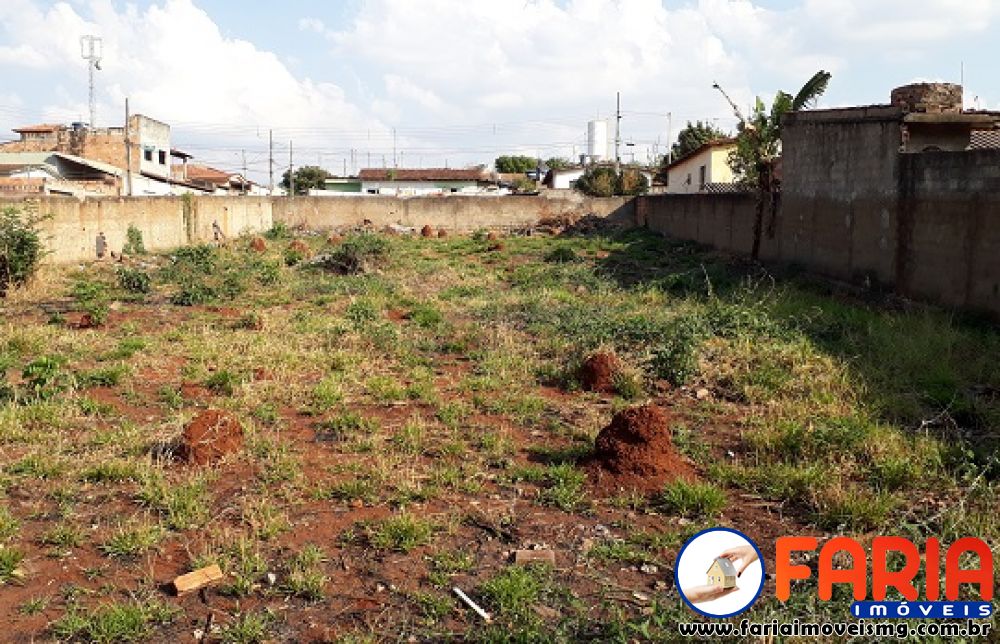 195 - Lote/Terreno à venda no bairro PADRE LIBÉRIO - Faria Imóveis 4