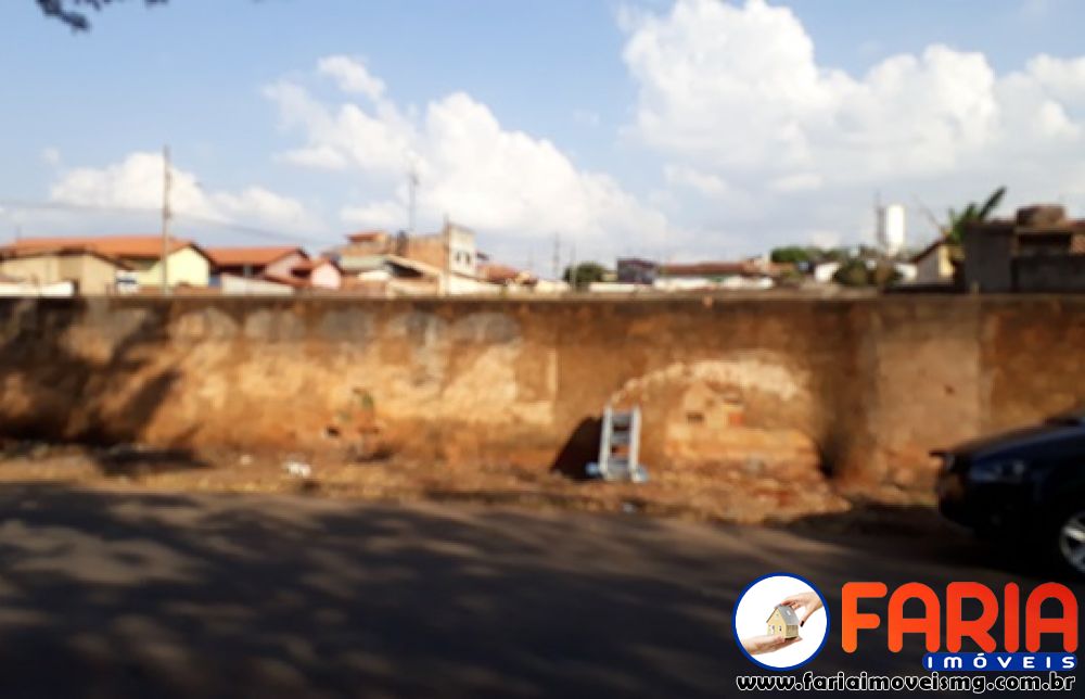 195 - Lote/Terreno à venda no bairro PADRE LIBÉRIO - Faria Imóveis 5