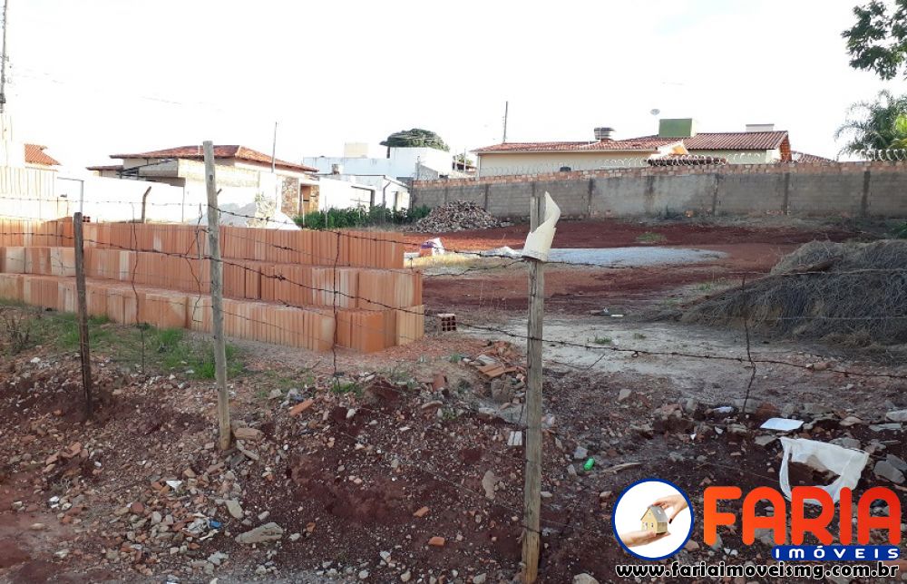 Imóvel Vendido por Faria Imóveis