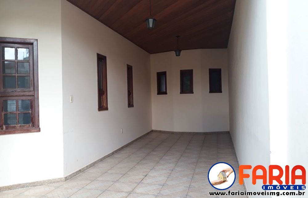 258 - Casa à venda no bairro SÃO JOSÉ - Faria Imóveis 19