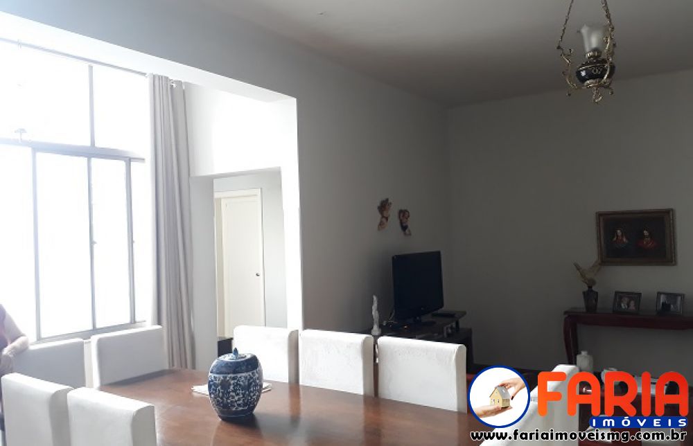 262 - Apartamento à venda no bairro CENTRO - Faria Imóveis 2