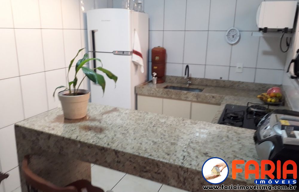 270 - Apartamento à venda no bairro VILA FERREIRA - Faria Imóveis 2