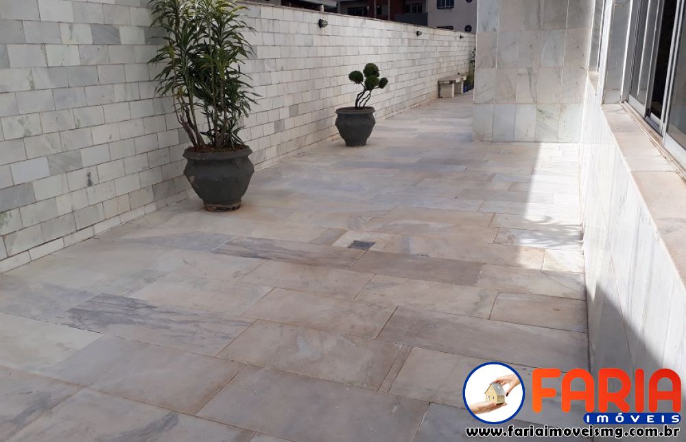 272 - Apartamento à venda no bairro CENTRO - Faria Imóveis 12