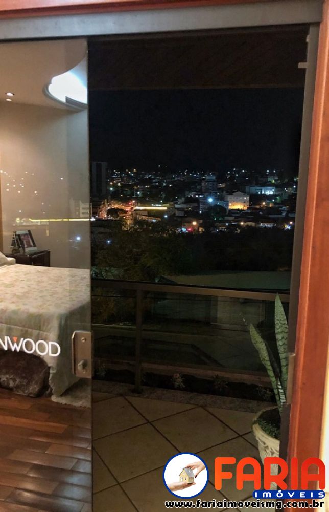 273 - Casa à venda no bairro CASTELO BRANCO - Faria Imóveis 9