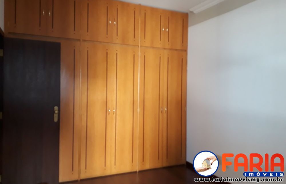 277 - Apartamento à venda no bairro CENTRO - Faria Imóveis 11