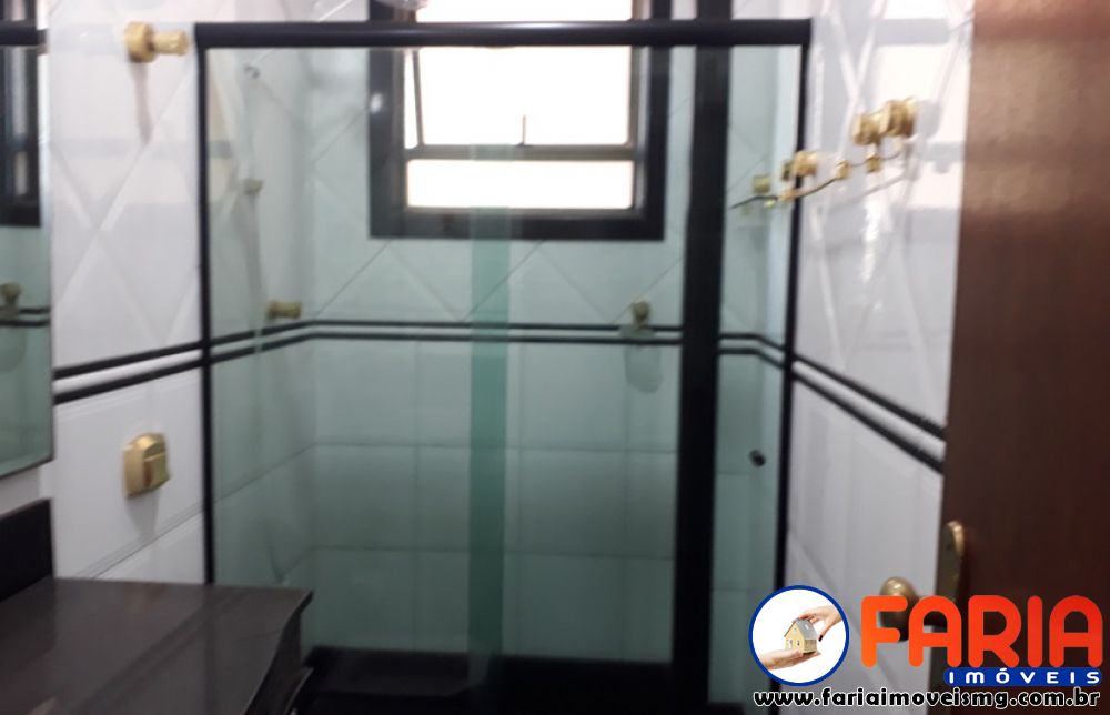 277 - Apartamento à venda no bairro CENTRO - Faria Imóveis 16