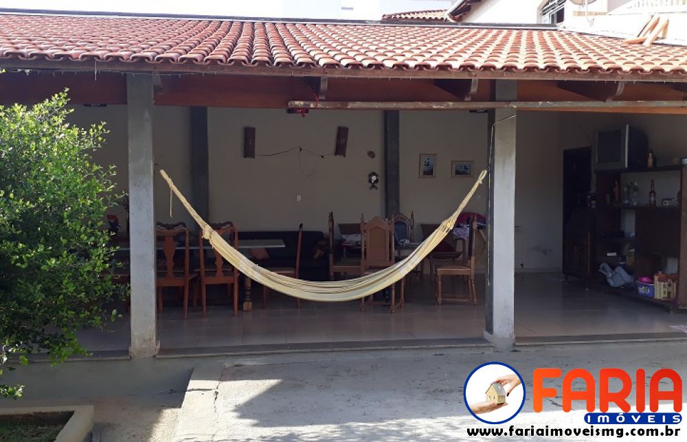 304 - Casa à venda no bairro SÃO LUIZ - Faria Imóveis 6