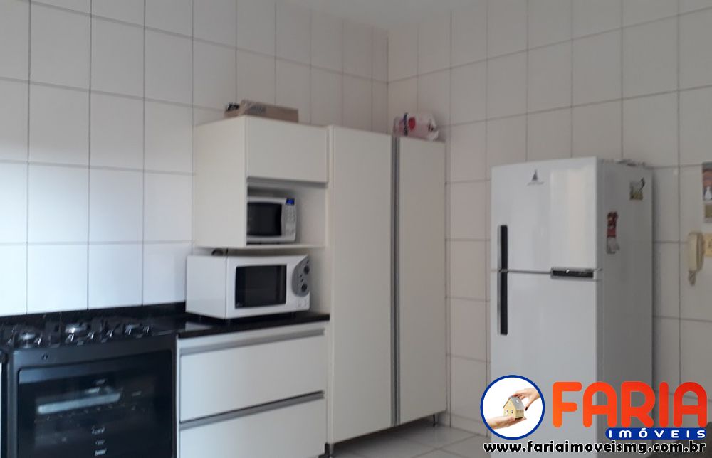 304 - Casa à venda no bairro SÃO LUIZ - Faria Imóveis 19