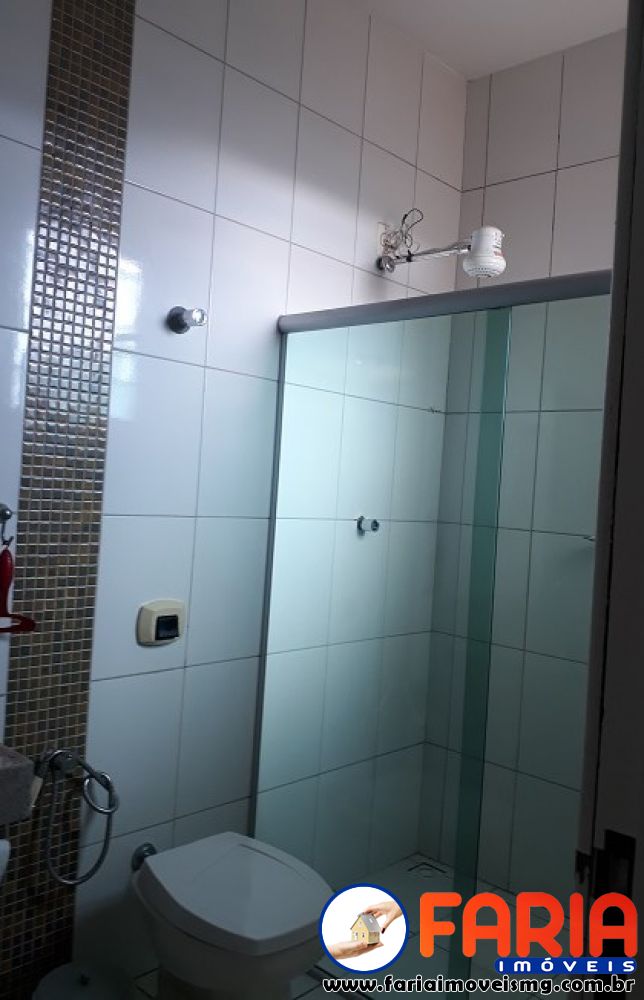 304 - Casa à venda no bairro SÃO LUIZ - Faria Imóveis 22