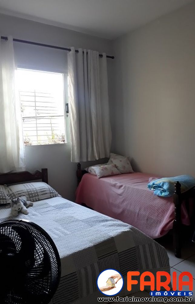 304 - Casa à venda no bairro SÃO LUIZ - Faria Imóveis 25