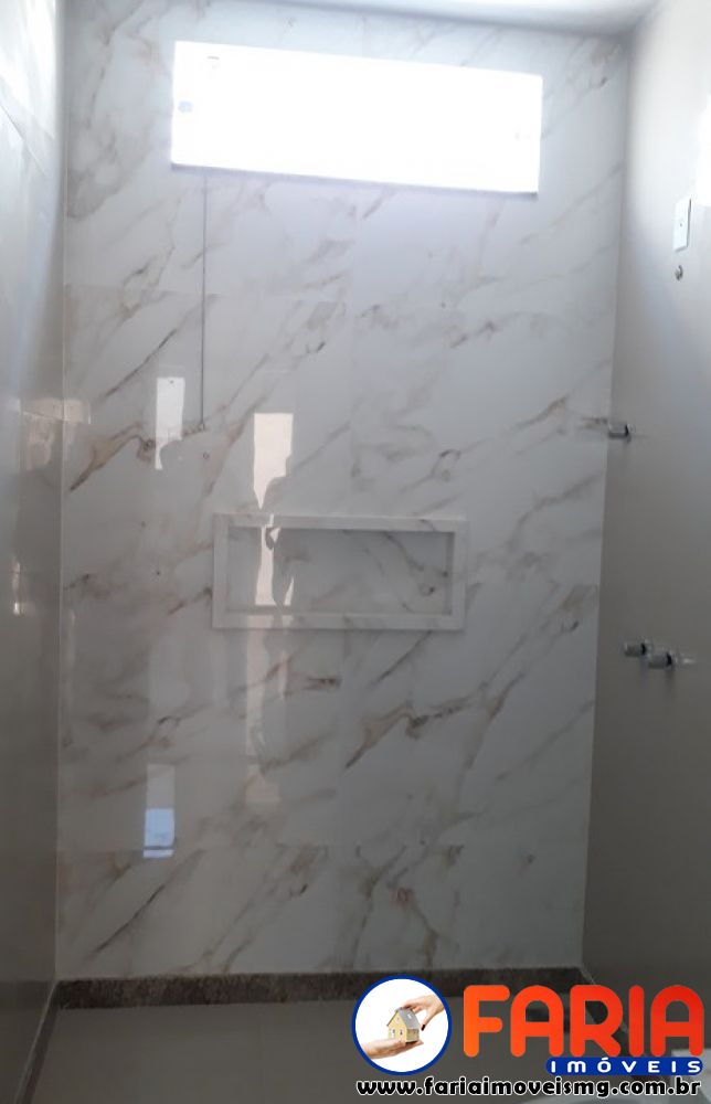 313 - Casa à venda no bairro VILA FERREIRA - Faria Imóveis 2