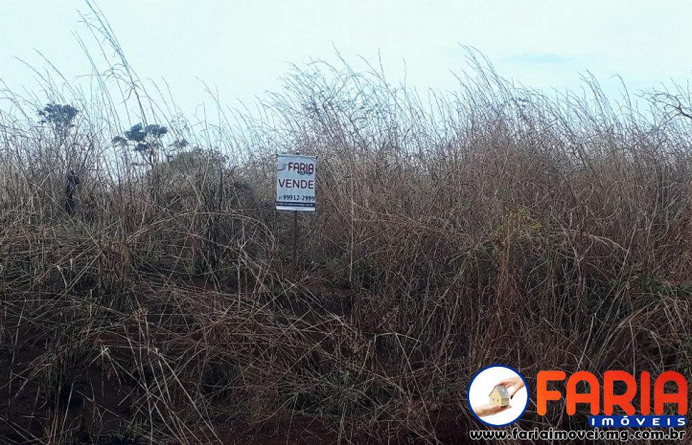 319 - Lote/Terreno &agrave; venda no bairro SENADOR VALADARES - Faria Im&oacute;veis 2