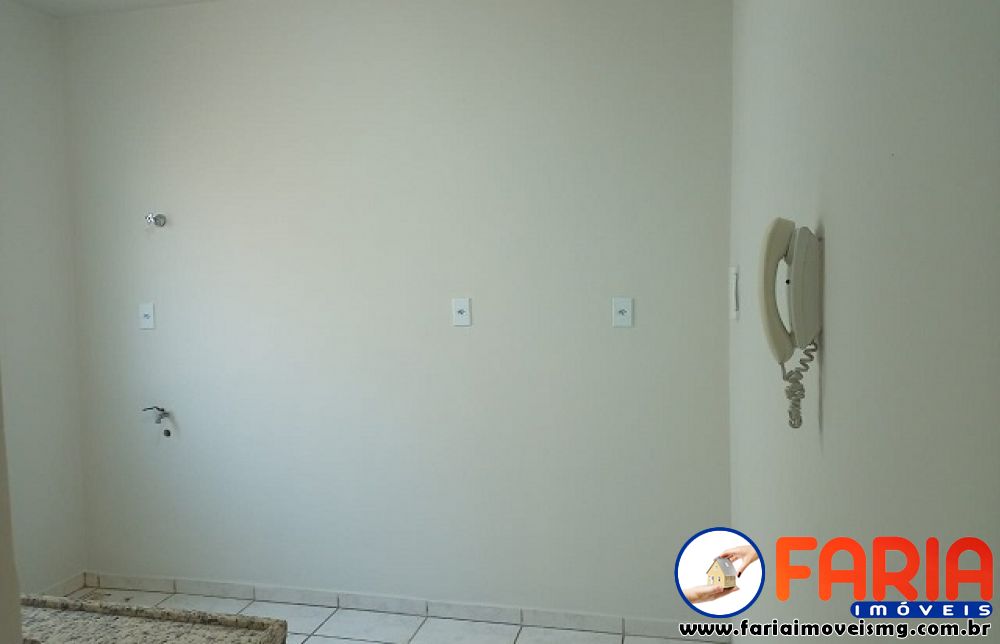 321 - Apartamento à venda no bairro SANTOS DUMONT - Faria Imóveis 4