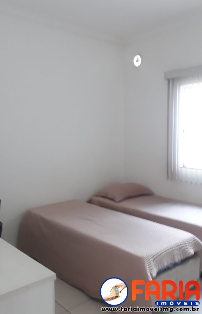 325 - Casa à venda no bairro VILA FERREIRA - Faria Imóveis 7