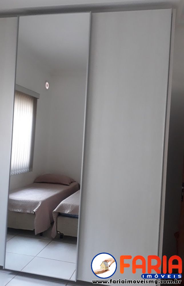 325 - Casa à venda no bairro VILA FERREIRA - Faria Imóveis 9