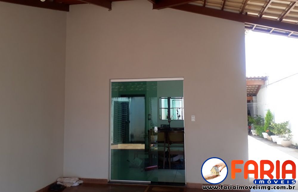 325 - Casa à venda no bairro VILA FERREIRA - Faria Imóveis 16