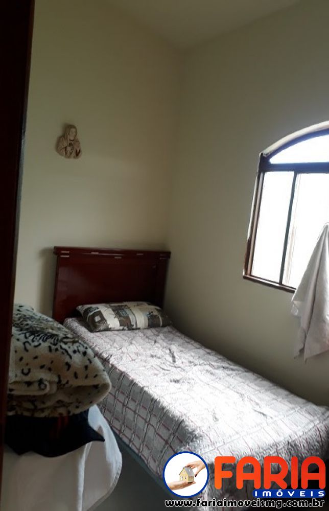 337 - Casa à venda no bairro VILA FERREIRA - Faria Imóveis 9