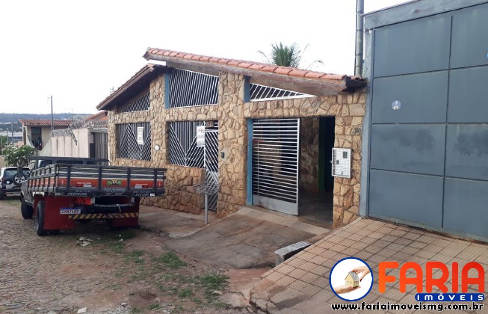 337 - Casa à venda no bairro VILA FERREIRA - Faria Imóveis 21