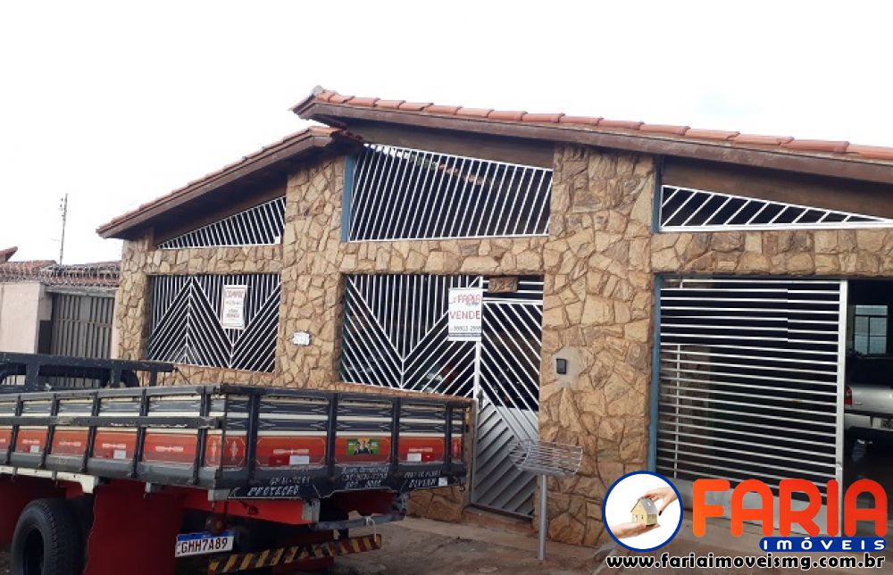 337 - Casa à venda no bairro VILA FERREIRA - Faria Imóveis 22