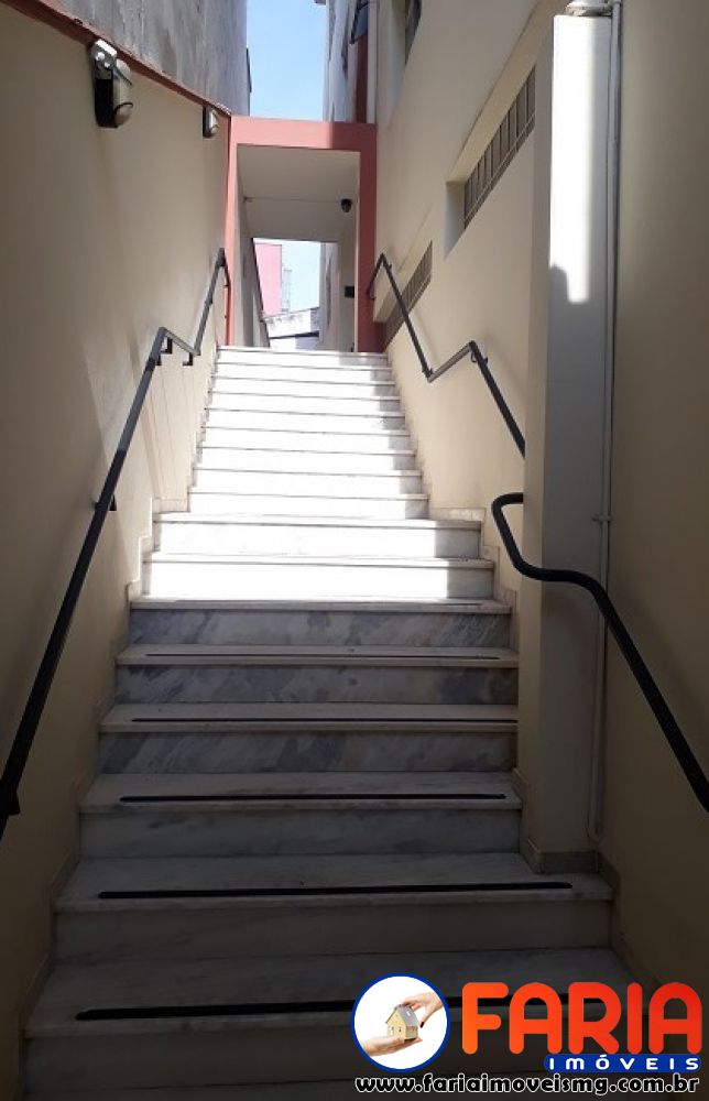 339 - Apartamento à venda no bairro CENTRO - Faria Imóveis 2