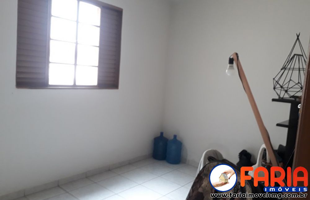 349 - Casa à venda no bairro CERRO - Faria Imóveis 8