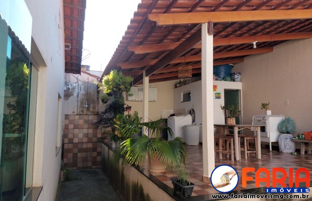 351 - Casa à venda no bairro RECANTO DA LAGOA - Faria Imóveis 8