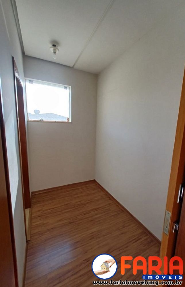 357 - Casa à venda no bairro SÃO FRANCISCO - Faria Imóveis 11