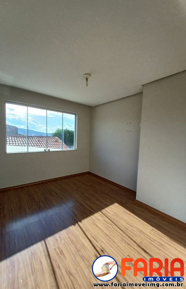 357 - Casa à venda no bairro SÃO FRANCISCO - Faria Imóveis 13