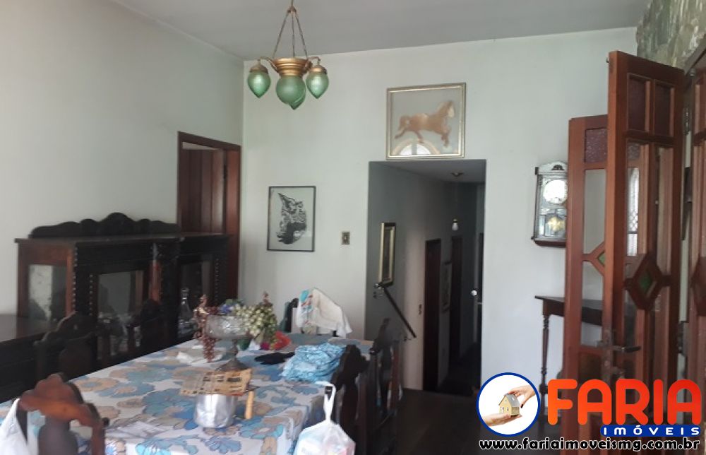 360 - Casa à venda no bairro CENTRO - Faria Imóveis 3