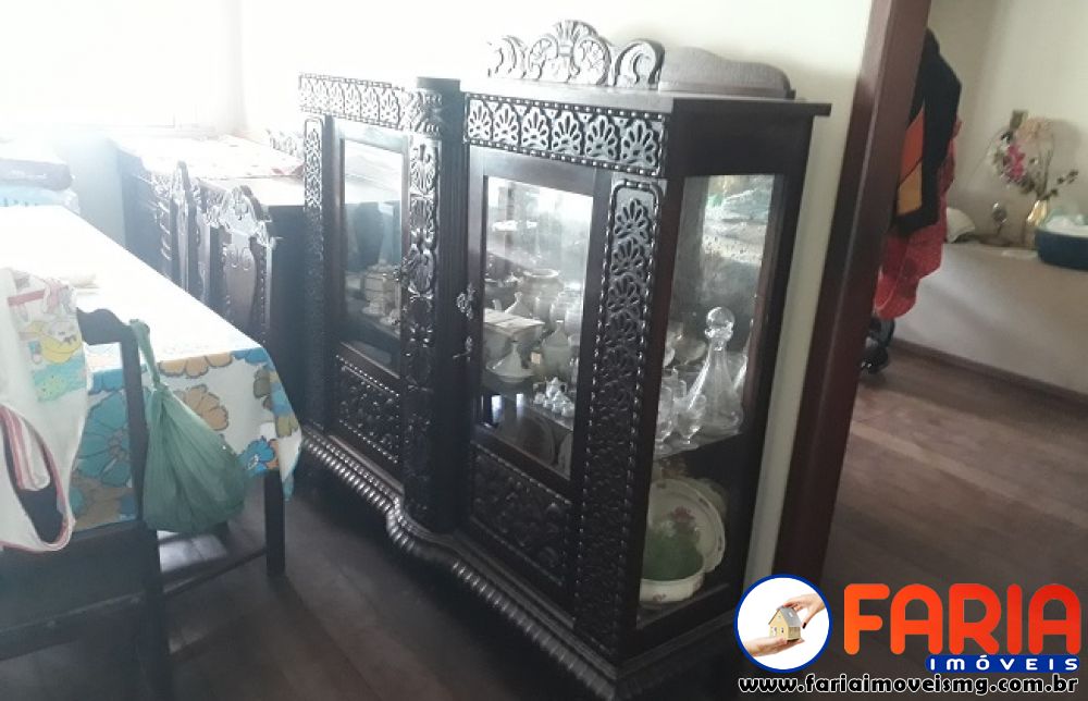 360 - Casa à venda no bairro CENTRO - Faria Imóveis 9