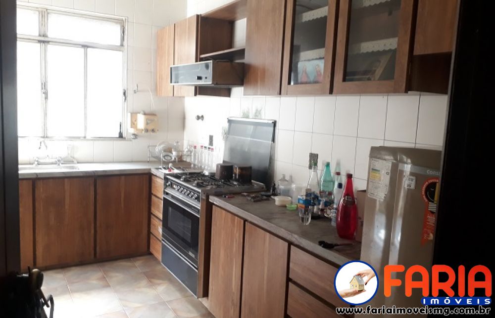 360 - Casa à venda no bairro CENTRO - Faria Imóveis 17