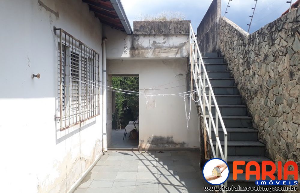 360 - Casa à venda no bairro CENTRO - Faria Imóveis 18