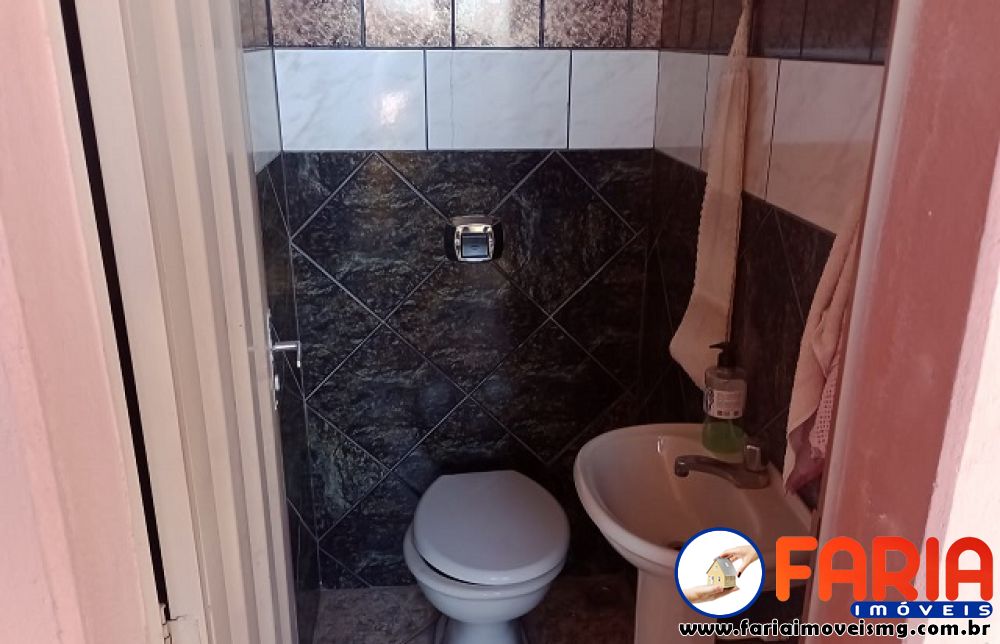 361 - Casa à venda no bairro VILA ROMUALDO - Faria Imóveis 4