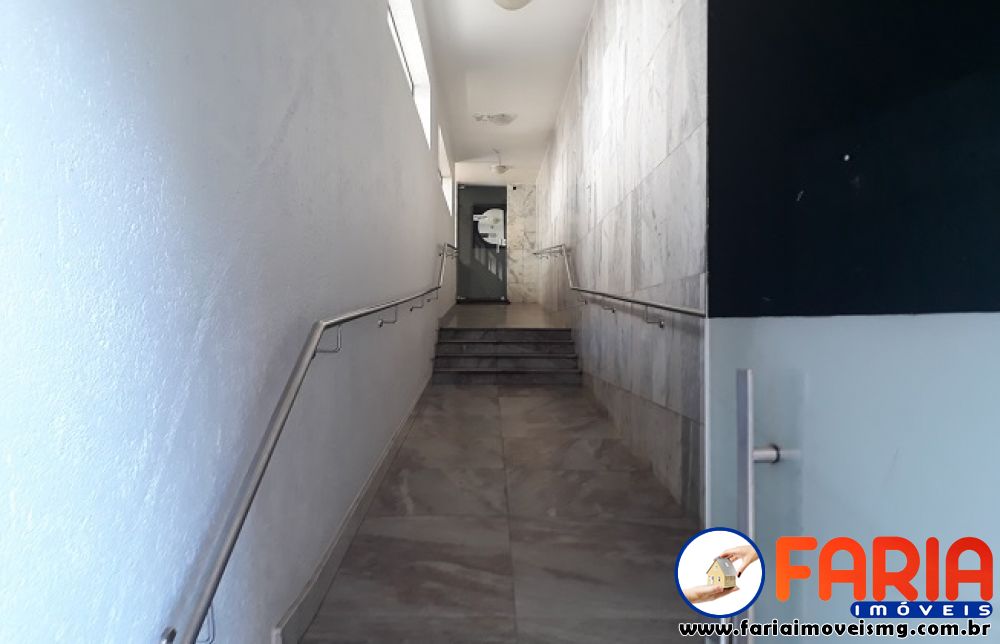 362 - Apartamento à venda no bairro CENTRO - Faria Imóveis 0