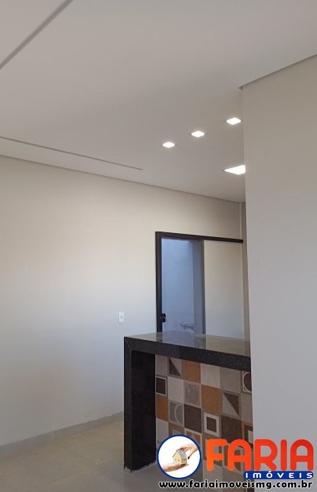 367 - Casa à venda no bairro PADRE LIBÉRIO - Faria Imóveis 0