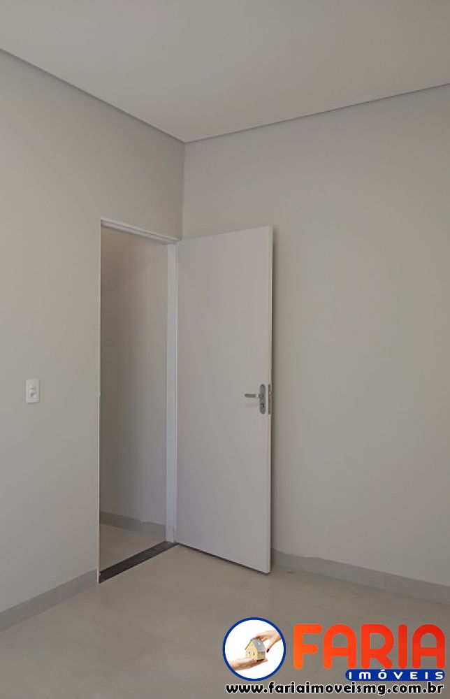 367 - Casa à venda no bairro PADRE LIBÉRIO - Faria Imóveis 7