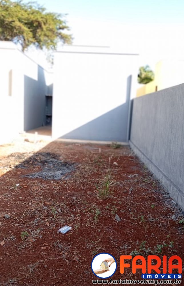 367 - Casa à venda no bairro PADRE LIBÉRIO - Faria Imóveis 10