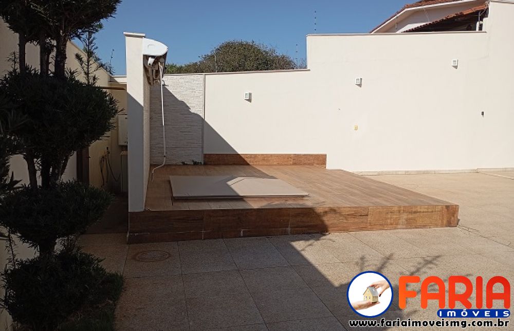368 - Casa à venda no bairro PROVIDÊNCIA - Faria Imóveis 1