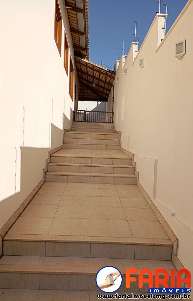 368 - Casa à venda no bairro PROVIDÊNCIA - Faria Imóveis 5