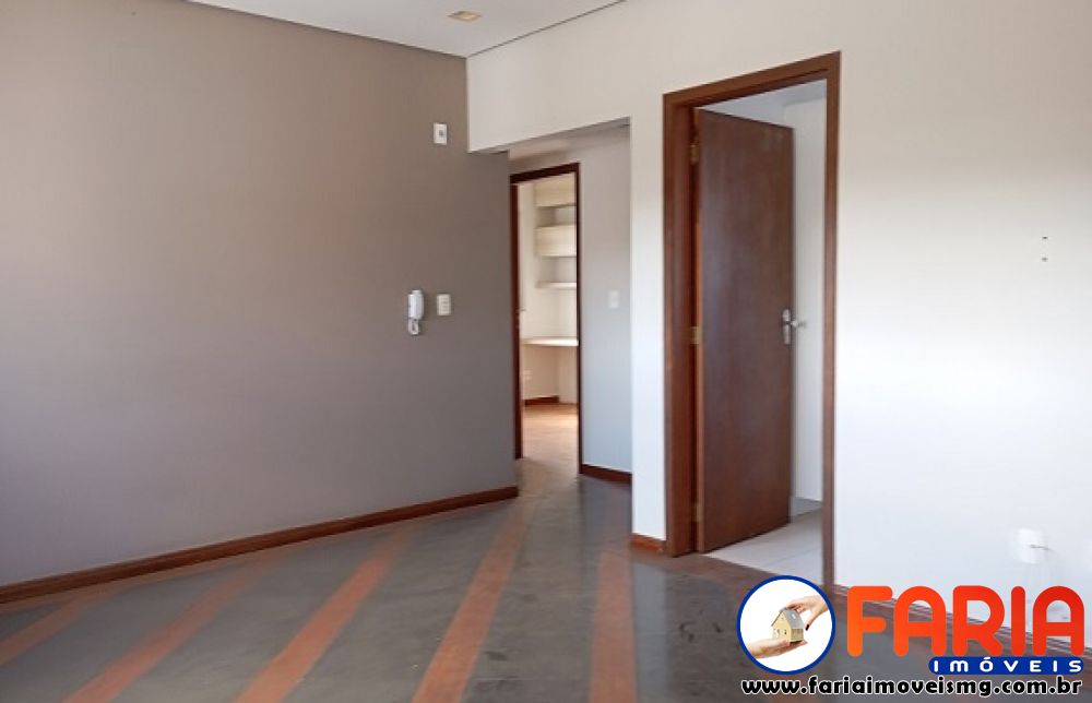 369 - Apartamento à venda no bairro SÃO JOSÉ - Faria Imóveis 2