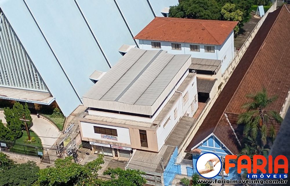 Casa à venda no bairro CENTRO