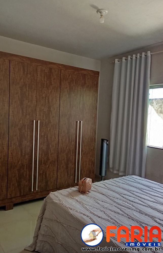 378 - Casa à venda no bairro VILA FERREIRA - Faria Imóveis 1