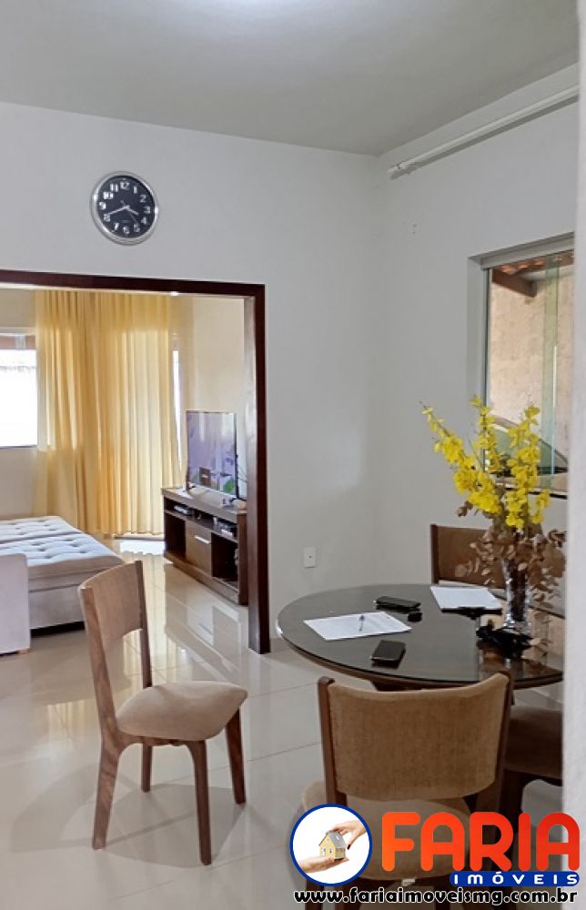 378 - Casa à venda no bairro VILA FERREIRA - Faria Imóveis 11