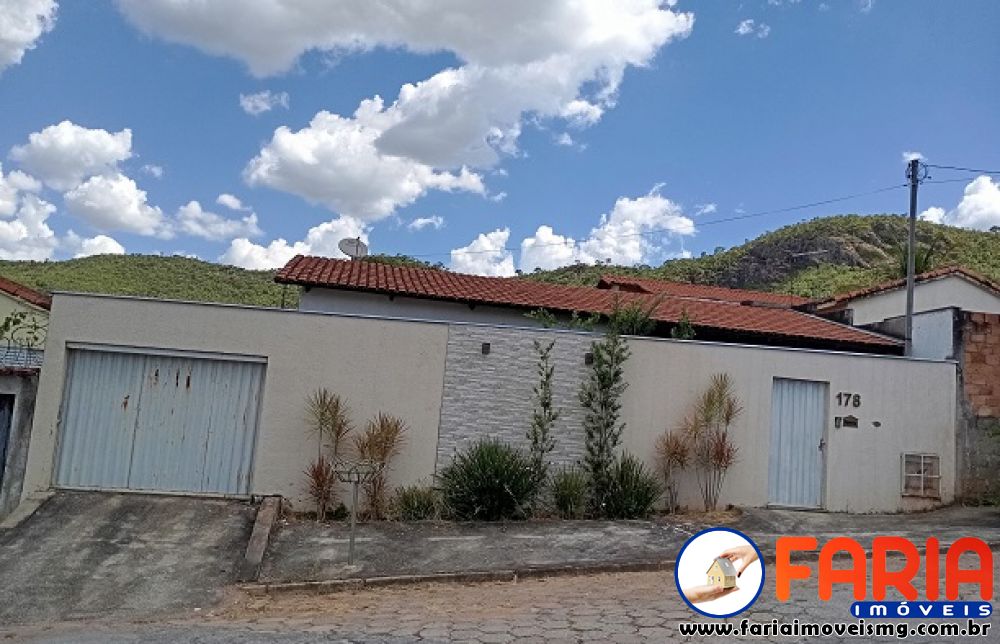 Casa à venda no bairro JARDIM DAS PITEIRAS 