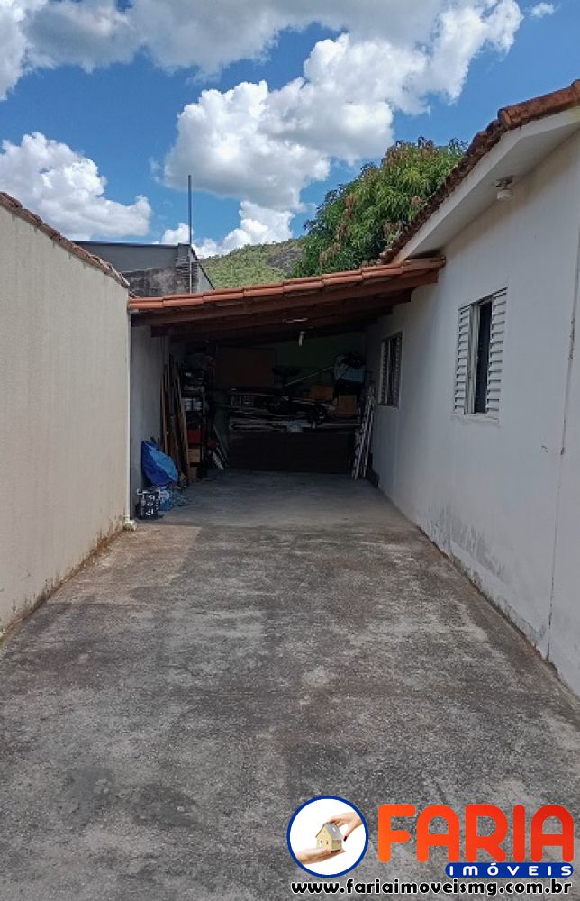 381 - Casa à venda no bairro JARDIM DAS PITEIRAS  - Faria Imóveis 3