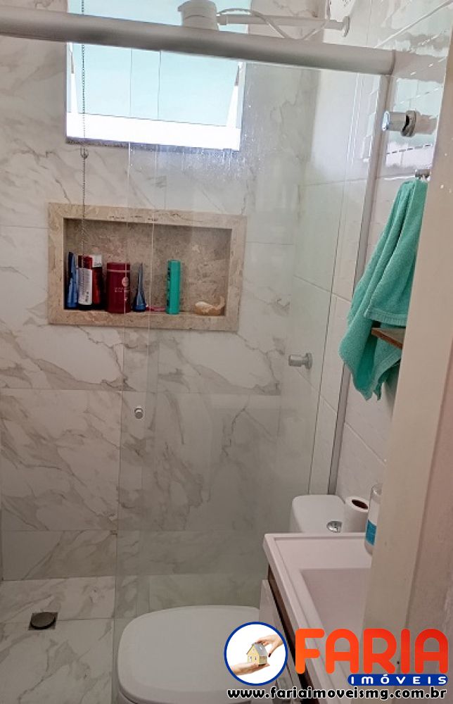 381 - Casa à venda no bairro JARDIM DAS PITEIRAS  - Faria Imóveis 14