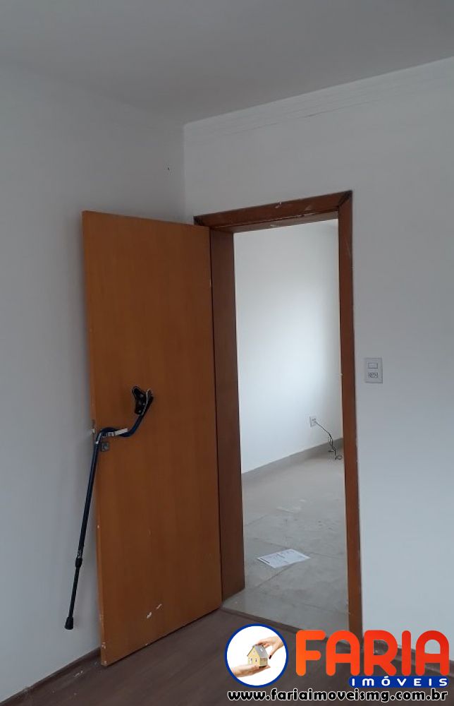 384 - Apartamento à venda no bairro CENTRO - Faria Imóveis 0